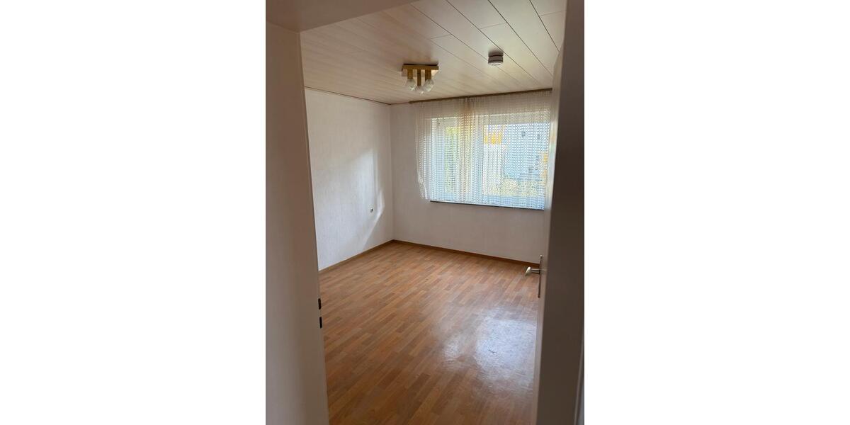 Erdgeschoßwohnung Eislingen (Fils) - 3 Zimmer, 55 m&sup2;, 800&euro; | Angebot:26666012