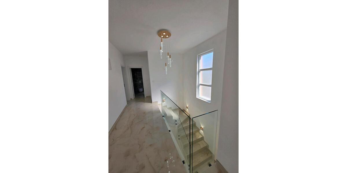 Einfamilienhaus Uhingen - 4 Zimmer, 144 m&sup2;, 1.000&euro; | Angebot:26618241