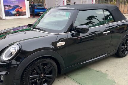Mini John Cooper Works Cabrio 111.000 km 25.900 &euro; Waldstetten 73550