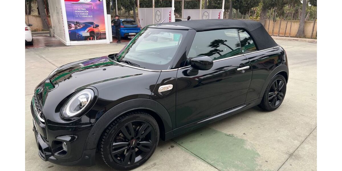 Mini John Cooper Works Cabrio 111.000 km 25.900 &euro; Waldstetten 73550