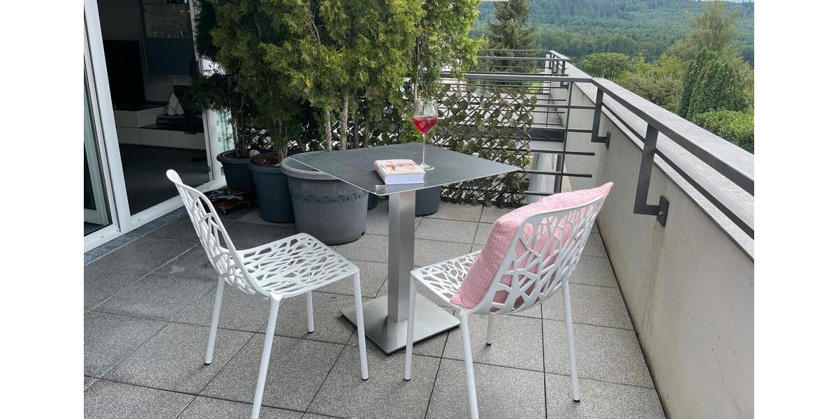 Etagenwohnung Nürtingen - 3.5 Zimmer, 105 m&sup2;, 1.470&euro; | Angebot:24979840