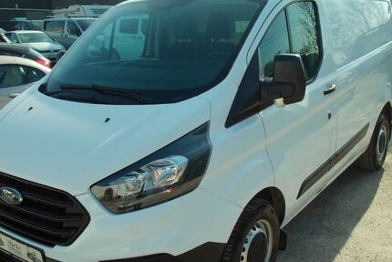 Ford Transit Custom 83.000 km 9.950 &euro; Waiblingen (bei Stuttgart) 71332