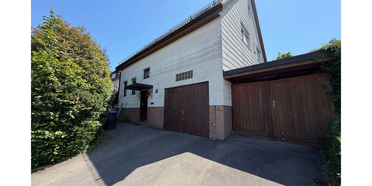 Einfamilienhaus Esslingen am Neckar Pliensauvorstadt - 7 Zimmer, 128 m&sup2;, 439.000&euro; | Angebot:27315486