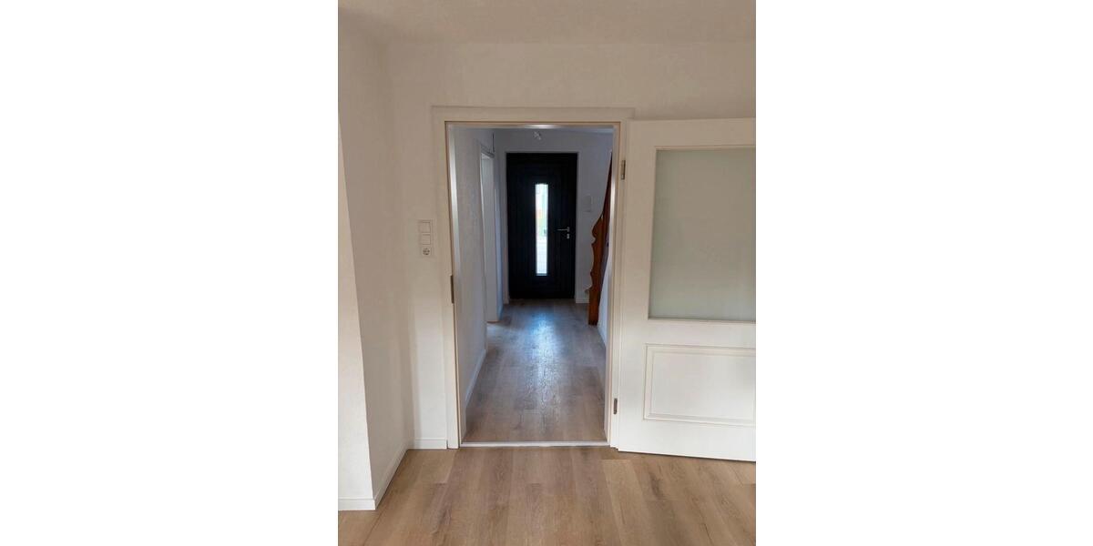 Reihenhaus Schwäbisch Gmünd - 6 Zimmer, 125 m&sup2;, 349.000&euro; | Angebot:25720285