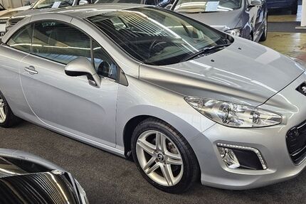 Peugeot 308 22.000 km 12.000 &euro; Waiblingen-Hegnach 71334