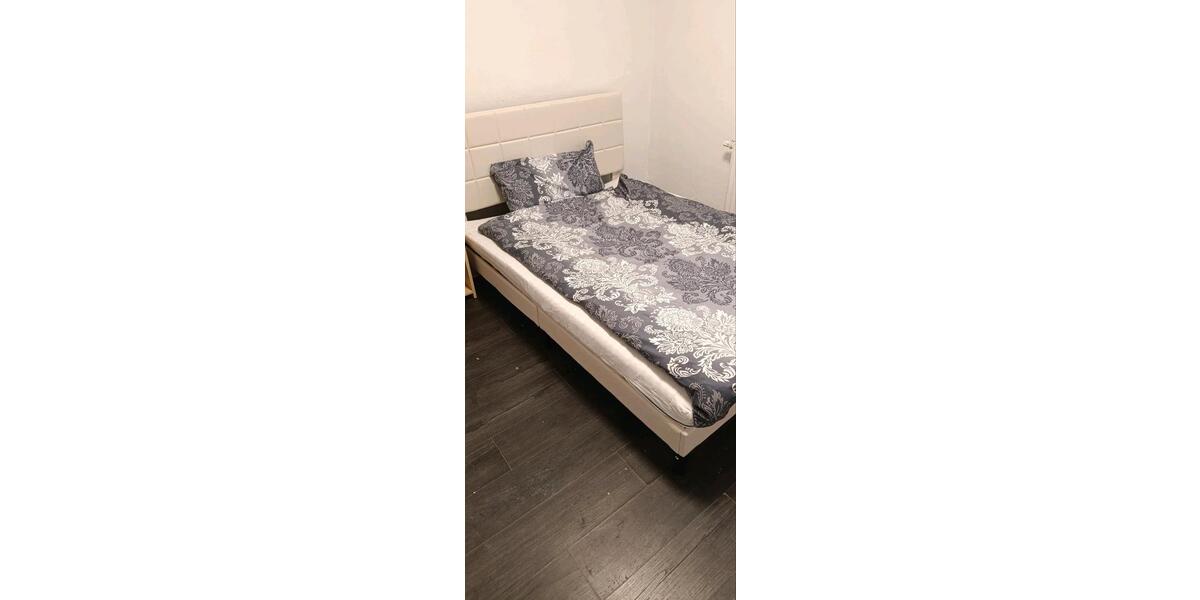 Etagenwohnung Winnenden - 1 Zimmer, 18 m&sup2;, 450&euro; | Angebot:25867120