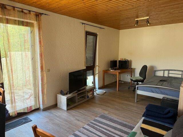 Einfamilienhaus Frickenhausen - 7 Zimmer, 210 m&sup2;, 649.000&euro; | Angebot:25696025