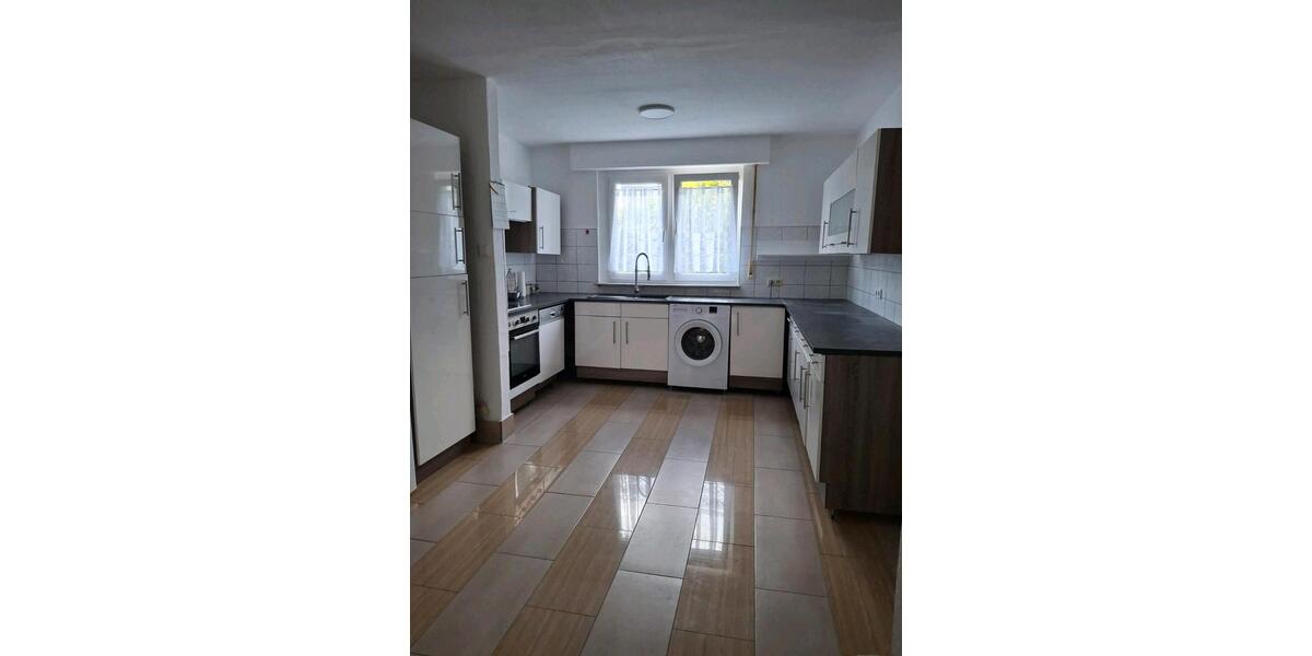 Erdgeschoßwohnung Göppingen - 4 Zimmer, 90 m&sup2;, 440.000&euro; | Angebot:27118155