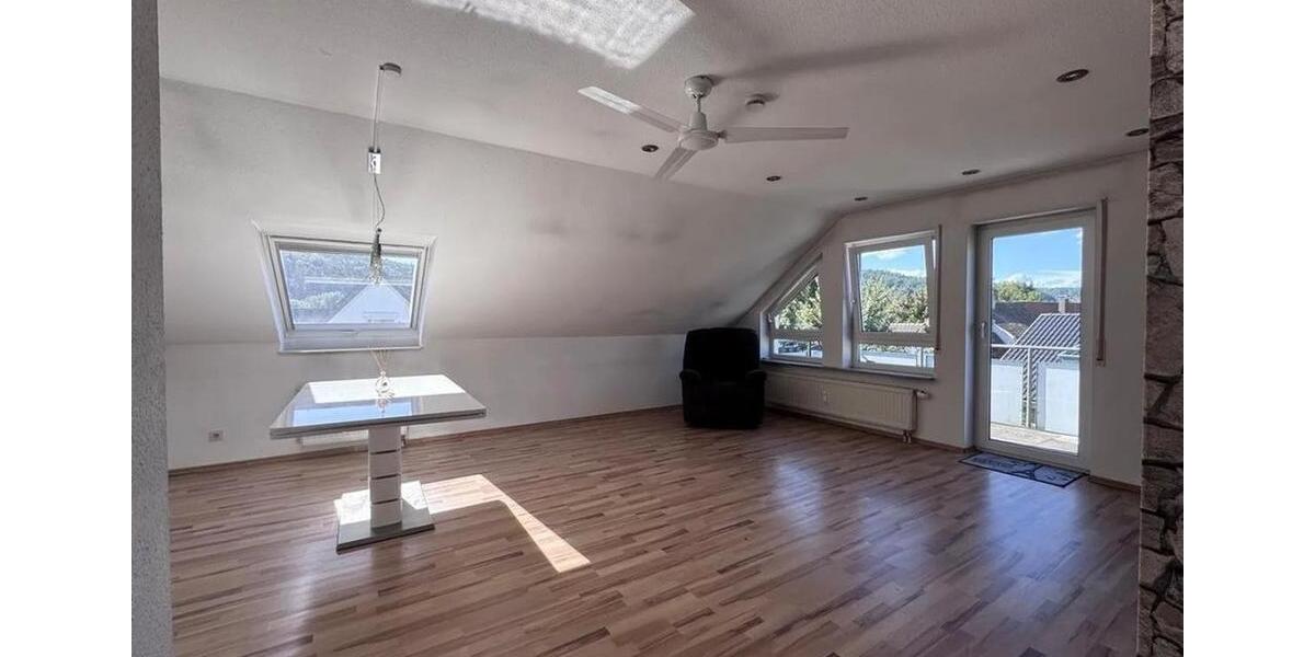 Etagenwohnung Schorndorf - 3 Zimmer, 80 m&sup2;, 285.000&euro; | Angebot:25641426