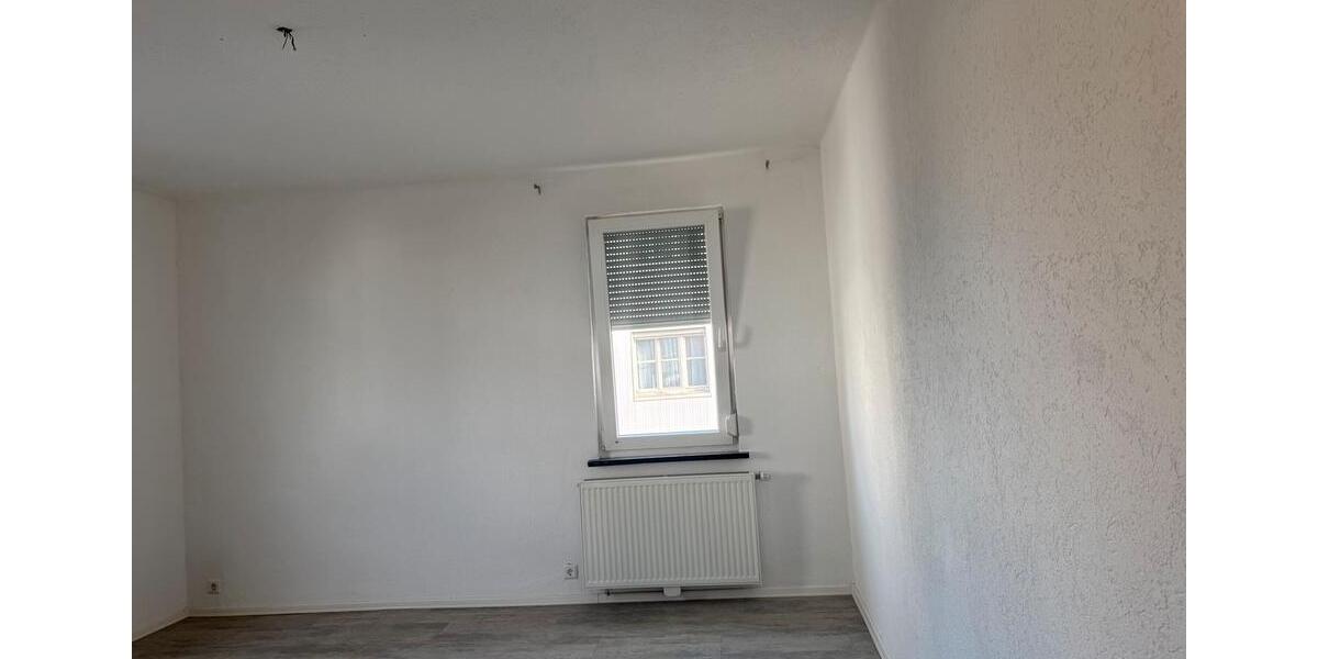 Erdgeschoßwohnung Eislingen (Fils) - 2 Zimmer, 60 m&sup2;, 830&euro; | Angebot:25381692