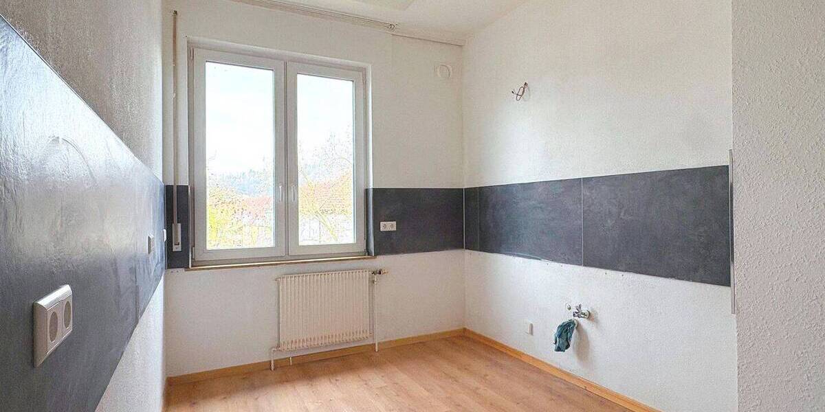 Etagenwohnung Esslingen am Neckar Oberesslingen - 3 Zimmer, 95 m&sup2;, 1.100&euro; | Angebot:26261611