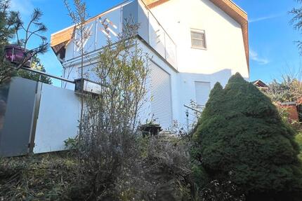 Haus Lonsee - 5 Zimmer, 115 m&sup2;, 1.650&euro; | Angebot:23702168