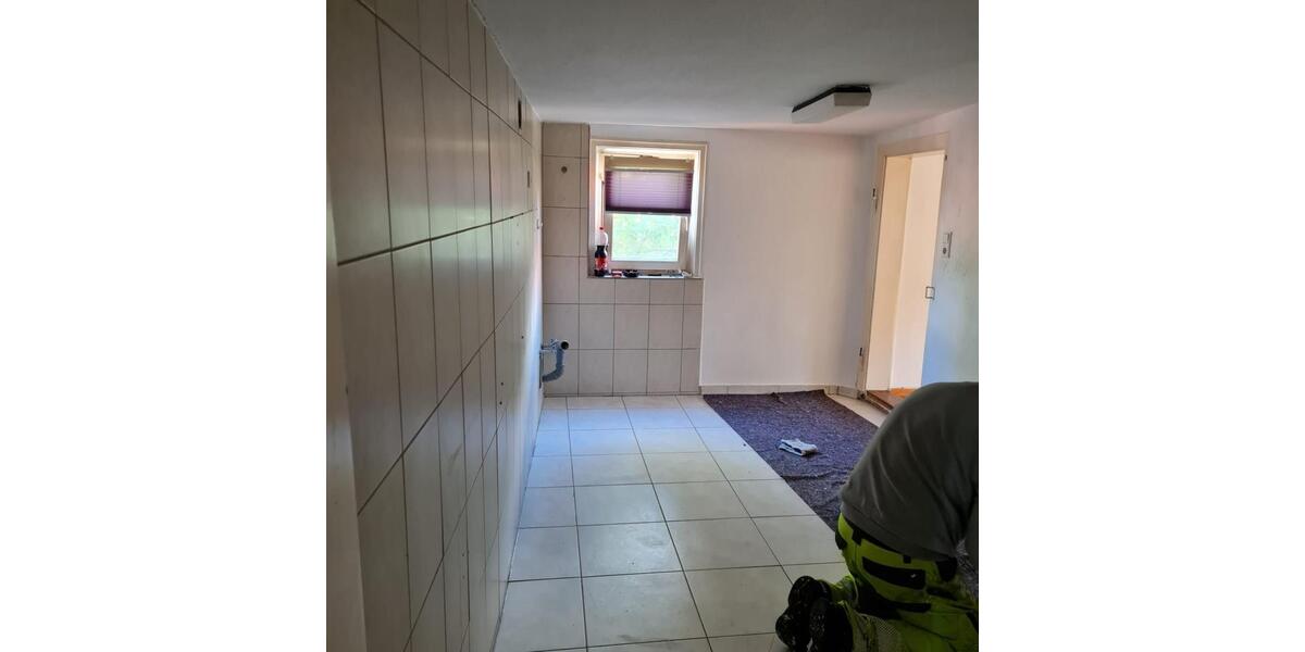 Doppelhaushälfte Schechingen - 7 Zimmer, 140 m&sup2;, 192.000&euro; | Angebot:25803472