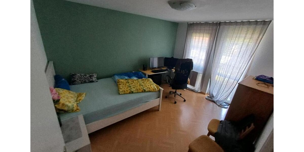 Etagenwohnung Ebersbach an der Fils - 2.5 Zimmer, 67 m&sup2;, 900&euro; | Angebot:25887903