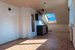 Dachgeschoßwohnung Esslingen am Neckar Pliensauvorstadt - 2 Zimmer, 44 m&sup2;, 840&euro; | Angebot:26208120