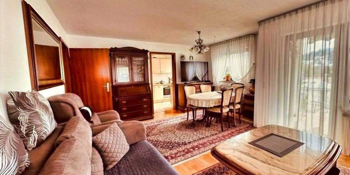 Etagenwohnung Schwäbisch Gmünd - 2 Zimmer, 71 m&sup2;, 208.000&euro; | Angebot:25744012