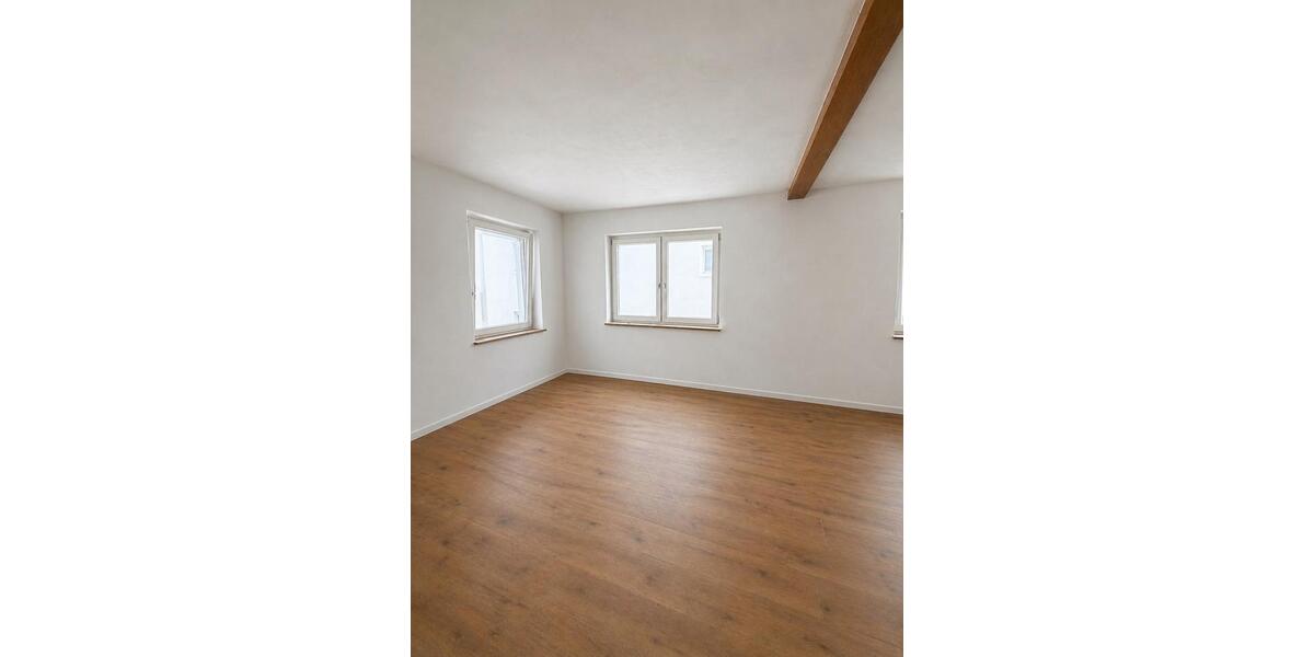 Einfamilienhaus Wiesensteig - 4.5 Zimmer, 102 m&sup2;, 1.100&euro; | Angebot:26348517