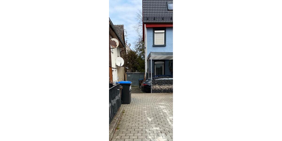 Einfamilienhaus Laichingen - 8 Zimmer, 122 m&sup2;, 140.000&euro; | Angebot:25935167
