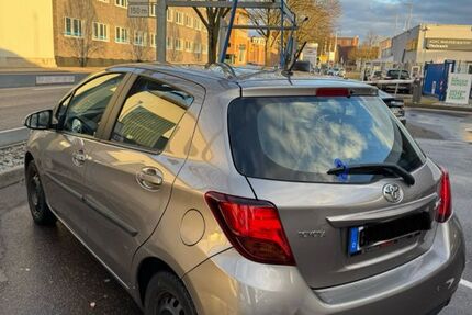 Toyota Yaris 132.000 km 10.150 &euro; Uhingen 73066