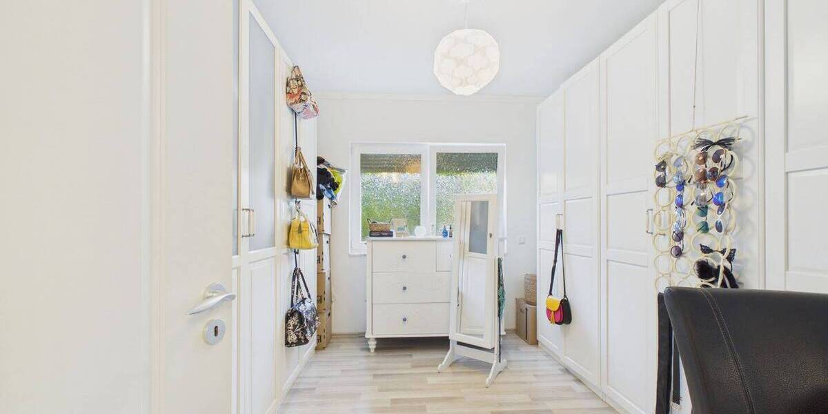 Einfamilienhaus Göppingen Hohenstaufen - 1 Zimmer, 320 m&sup2;, 1.249.000&euro; | Angebot:26256092
