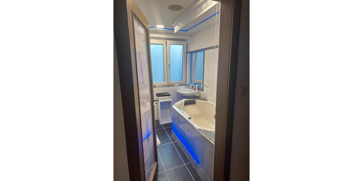 Mehrfamilienhaus, Wohnhaus Deggingen - 6 Zimmer, 174 m&sup2;, 295.000&euro; | Angebot:25447516