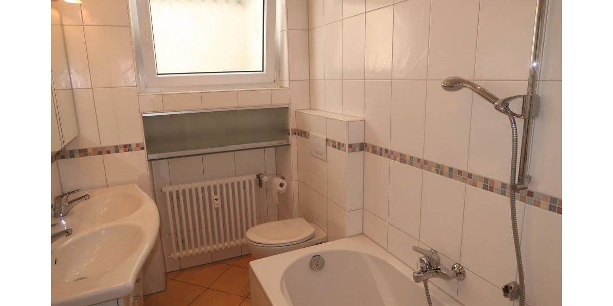 Etagenwohnung Göppingen / Holzheim Holzheim - 2 Zimmer, 84 m&sup2;, 840&euro; | Angebot:26820333