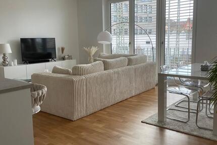 Wohnung Schorndorf - 2 Zimmer, 82 m&sup2;, 1.150&euro; | Angebot:25570111