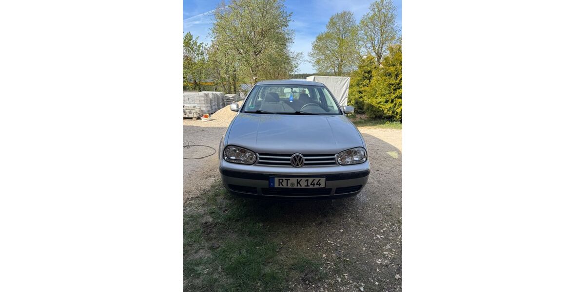 VW Golf 138.500 km 1.900 &euro; Römerstein 72587