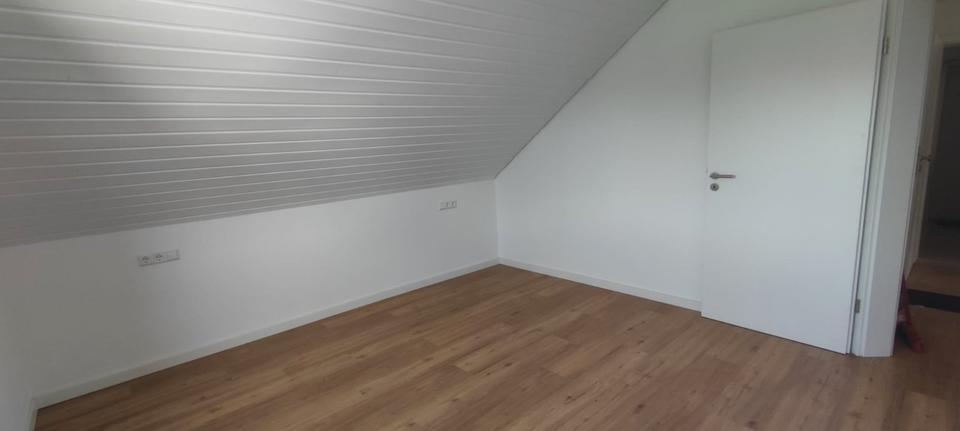 Dachgeschoßwohnung Täferrot - 2 Zimmer, 54 m&sup2;, 760&euro; | Angebot:26007780