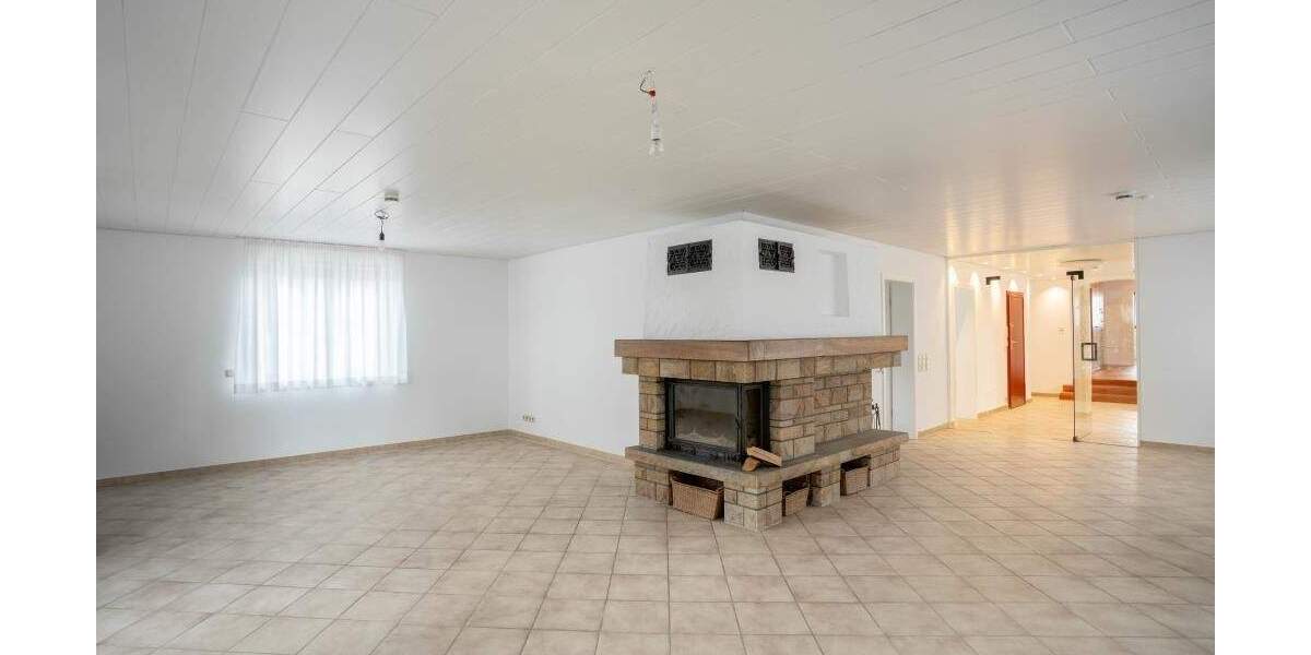 Etagenwohnung Fellbach - 5 Zimmer, 177 m&sup2;, 695.000&euro; | Angebot:25685869