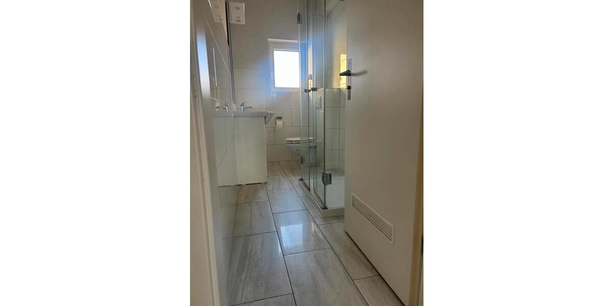 Etagenwohnung Göppingen Bruckwasen - 3 Zimmer, 75 m&sup2;, 1.000&euro; | Angebot:25993648