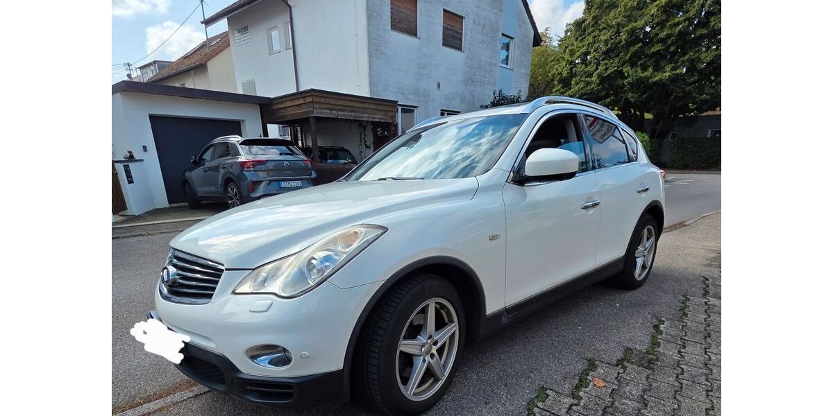 INFINITI EX30 144.000 km 9.800 &euro; Esslingen 73732