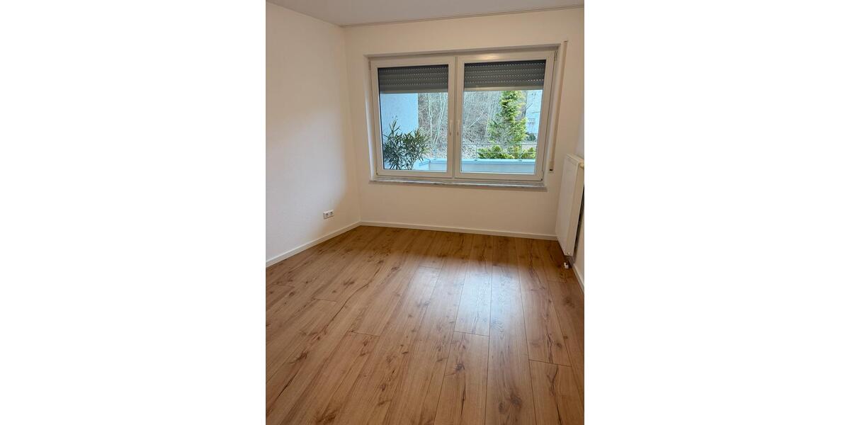 Etagenwohnung Bad Urach - 3 Zimmer, 77 m&sup2;, 295.000&euro; | Angebot:24997185