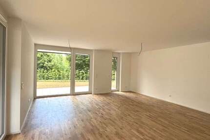 Wohnung Nürtingen - 3 Zimmer, 100 m&sup2;, 1.580&euro; | Angebot:25920402