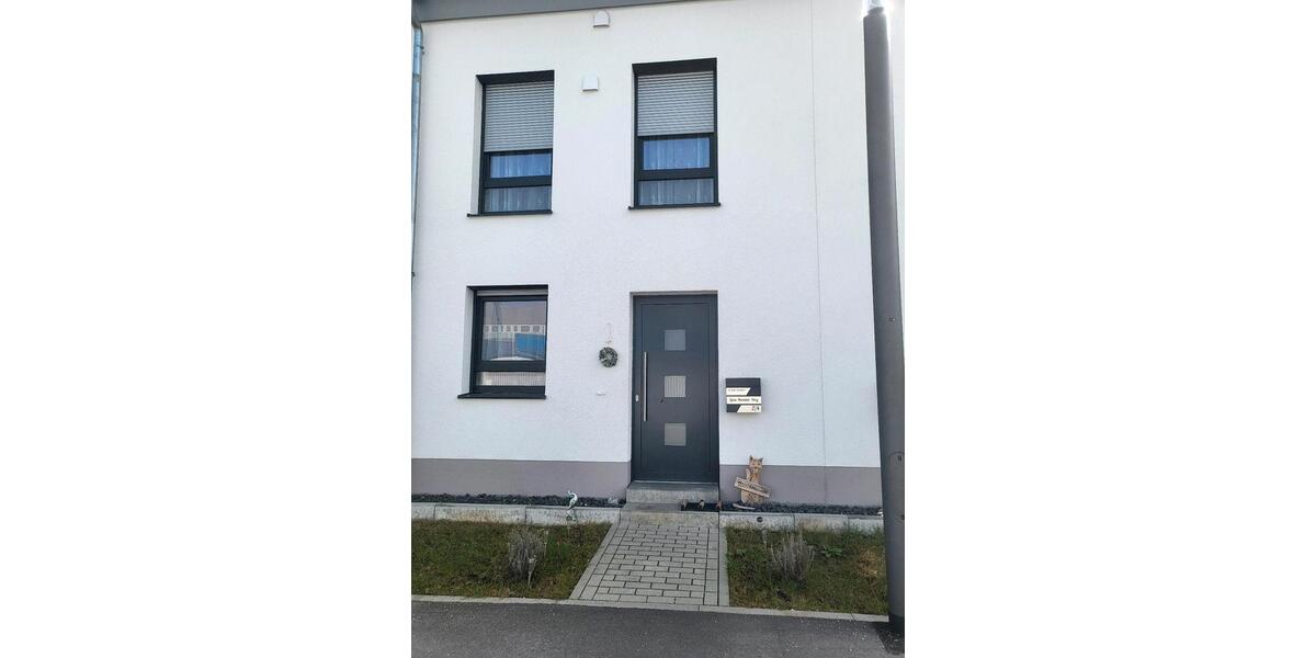 Reihenhaus Geislingen an der Steige - 5 Zimmer, 140 m&sup2;, 480.000&euro; | Angebot:25393989