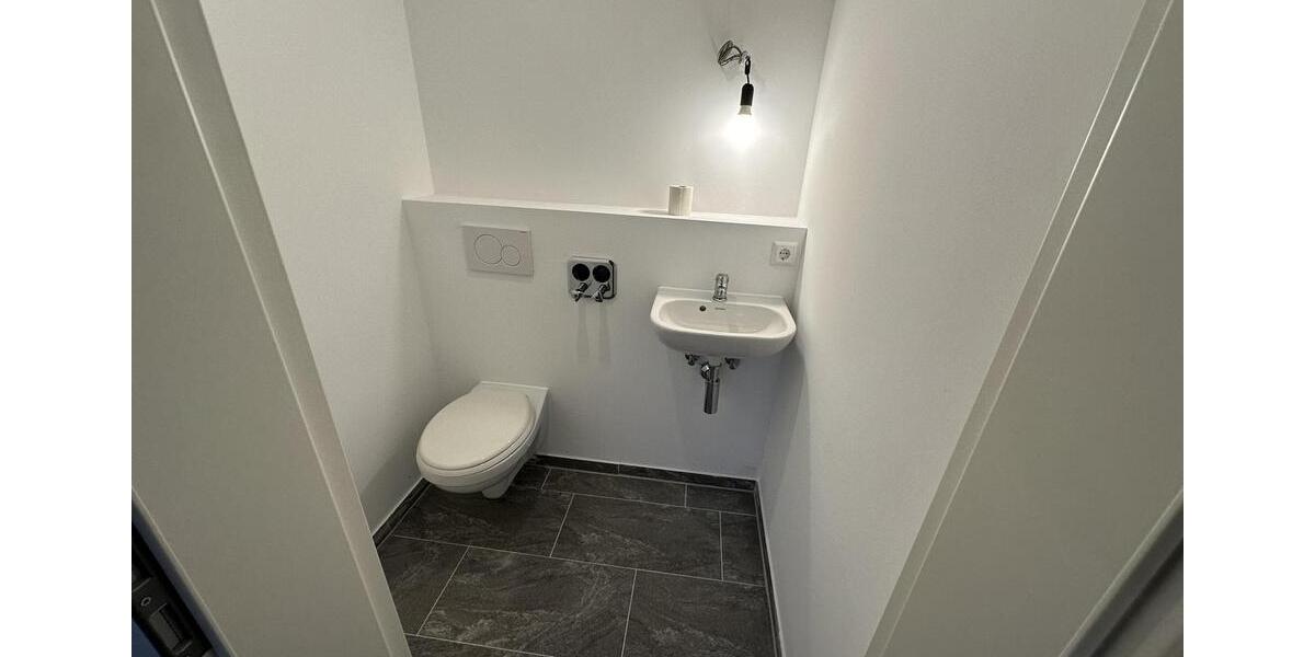 Gewerbeobjekt Esslingen am Neckar Oberesslingen - 650&euro; | Angebot:25300571