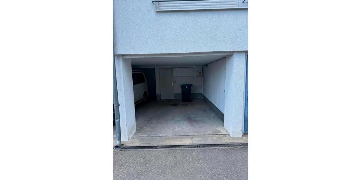 Hochparterre Göppingen Bruckwasen - 4 Zimmer, 122 m&sup2;, 1.250&euro; | Angebot:26515865