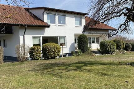 Wohnung Lonsee - 5 Zimmer, 144 m&sup2;, 1.350&euro; | Angebot:25963141