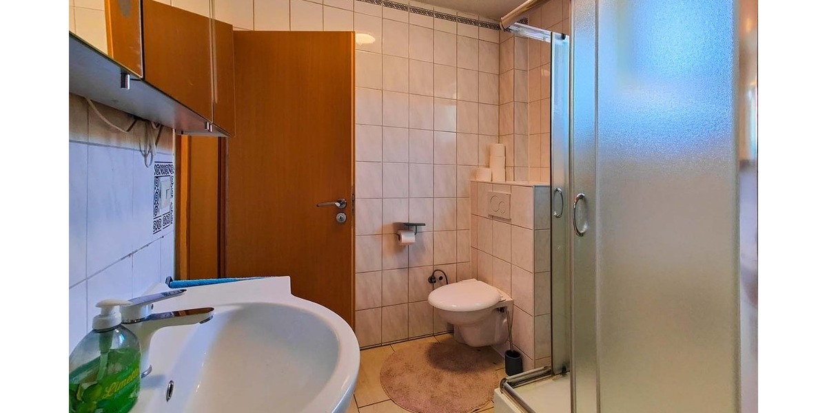 Mehrfamilienhaus in Bad Urach zu verkaufen. - Mehrfamilienhaus, Wohnhaus Bad Urach | Angebot:24691028