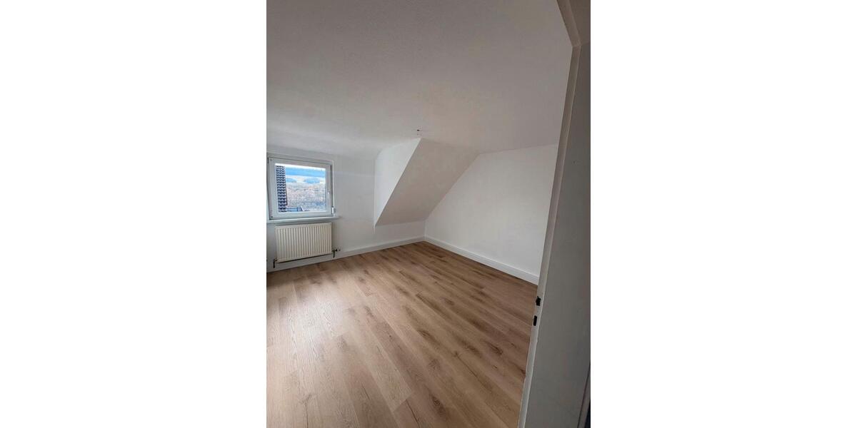 Reihenhaus Schwäbisch Gmünd Bargau - 6 Zimmer, 125 m&sup2;, 349.000&euro; | Angebot:25612390