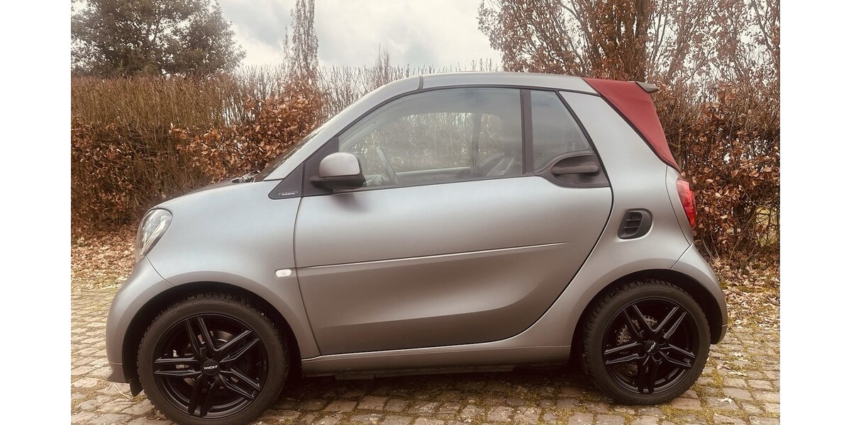 Smart Cabrio Brabus exclusiv 41.500 km 28.500 &euro; Essingen 73457