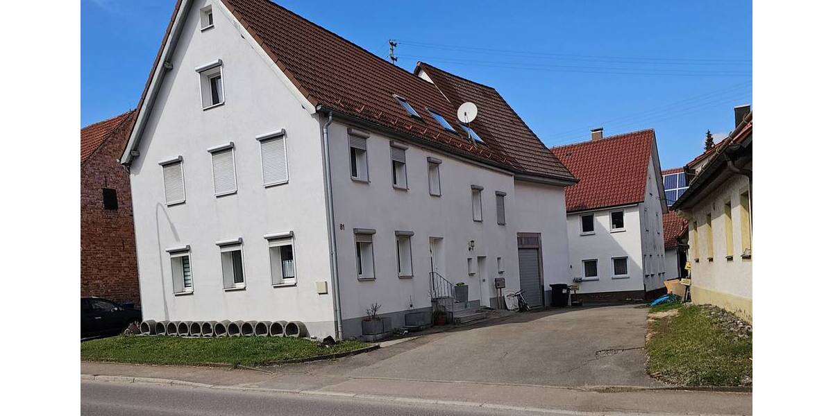 Etagenwohnung Laichingen Feldstetten - 7 Zimmer, 202 m&sup2;, 299.000&euro; | Angebot:25695100