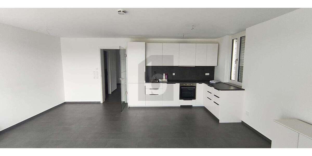 Etagenwohnung Ebersbach an der Fils - 2 Zimmer, 77 m&sup2;, 1.220&euro; | Angebot:27668923