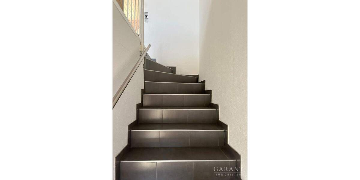 Etagenwohnung Esslingen am Neckar Berkheim - 2 Zimmer, 49 m&sup2;, 179.000&euro; | Angebot:25707817