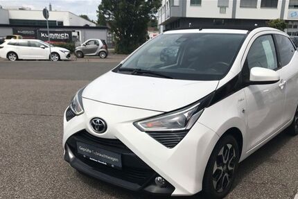 Toyota Aygo (X) 23.450 km 12.490 &euro; Göppingen 73037