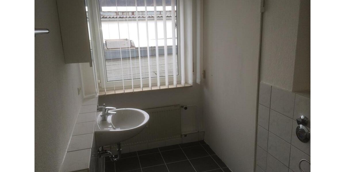 Etagenwohnung Göppingen - 1 Zimmer, 25 m&sup2;, 390&euro; | Angebot:25903795