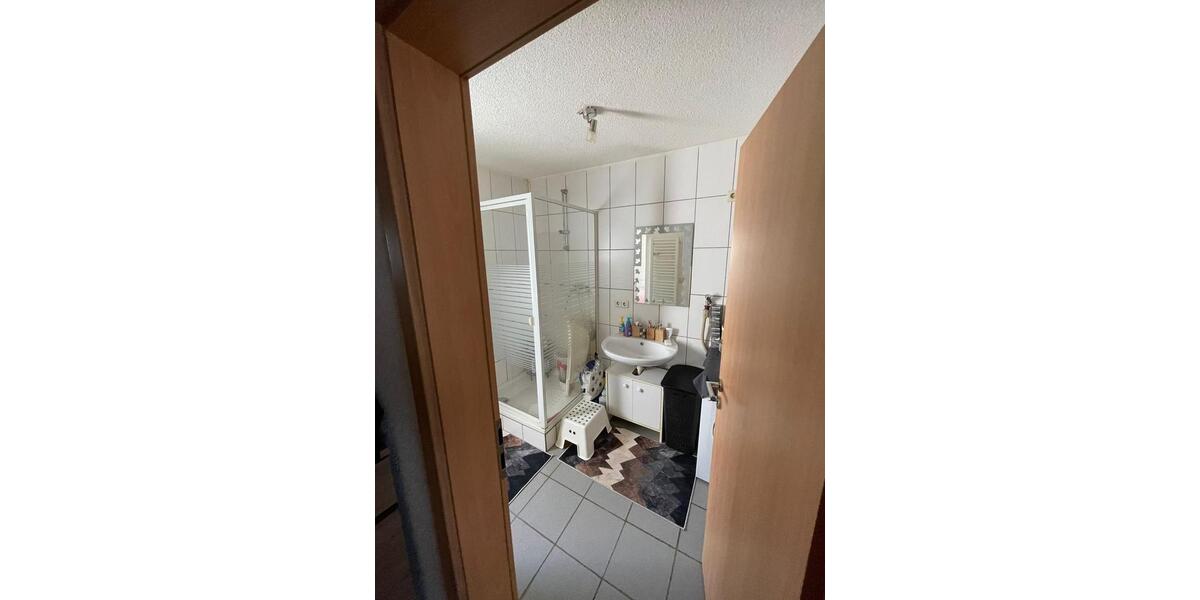 Erdgeschoßwohnung Mutlangen - 4 Zimmer, 95 m&sup2;, 1.050&euro; | Angebot:25632688