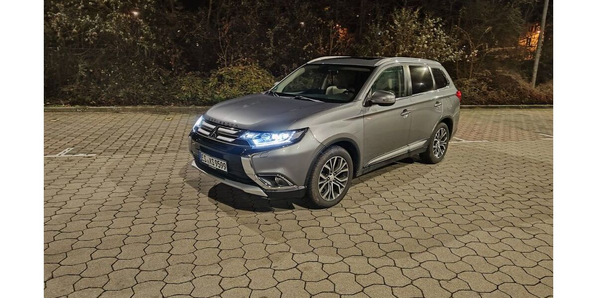 Mitsubishi Outlander 232.000 km 9.999 &euro; Esslingen am Neckar 73733