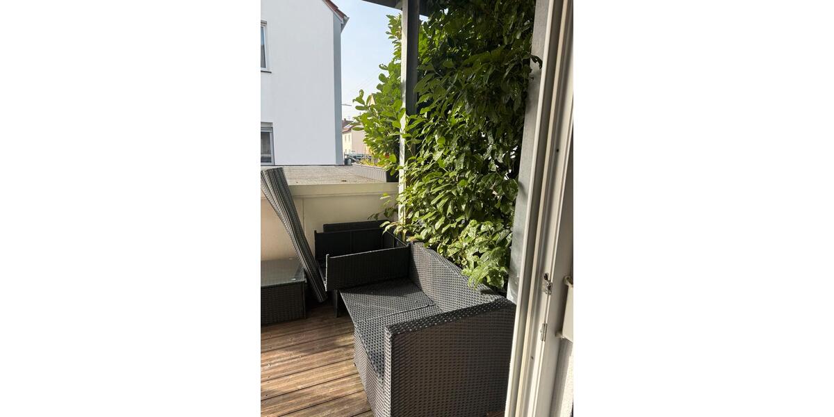 Erdgeschoßwohnung Eislingen (Fils) - 2 Zimmer, 60 m&sup2;, 830&euro; | Angebot:25381692