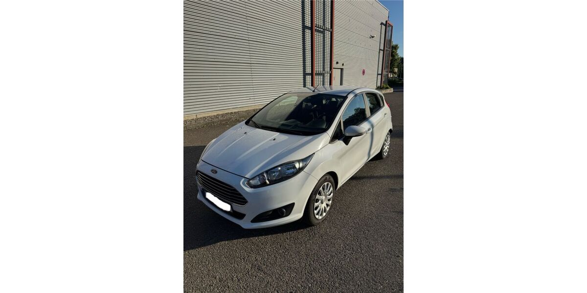 Ford Fiesta 93.000 km 6.990 &euro; Fellbach 70736